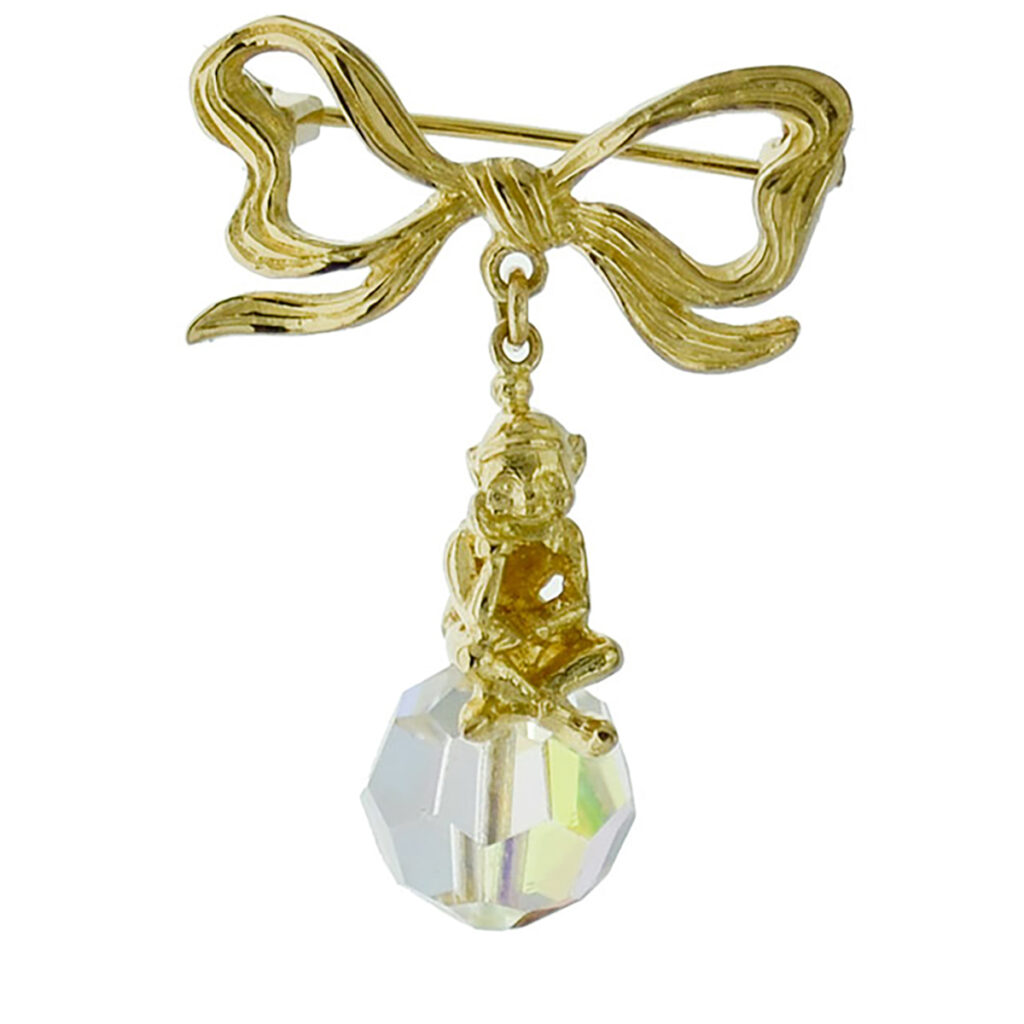 Bow Tie Knot With Nome Sitting on Crystal brooch VJBRO-002