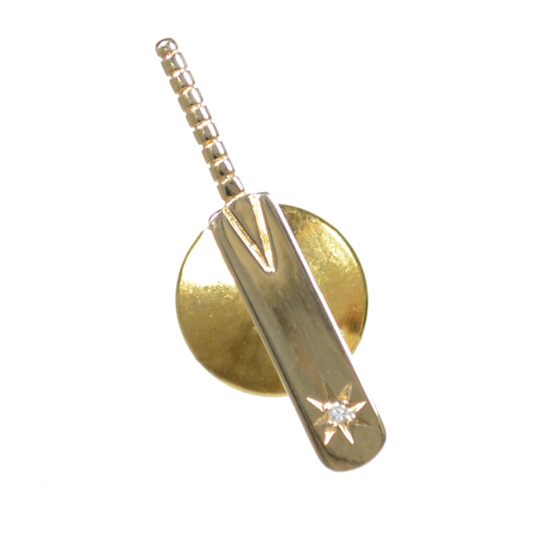 9ct Gold Cricket Bat Tie Tack With Diamond VJ016